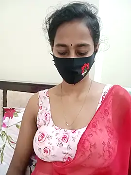 Snapshot of Softecho-03 chatting on October 19, 2:57 am Softecho-03 online show from October 19, 2:57 am