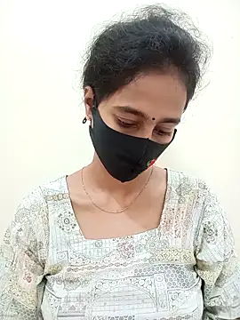 Snapshot of Softecho-03 chatting on October 16, 2:03 am Softecho-03 online show from October 16, 2:03 am