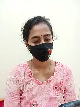 Snapshot of Softecho-03 chatting on October 18, 2:47 am Softecho-03 online show from October 18, 2:47 am