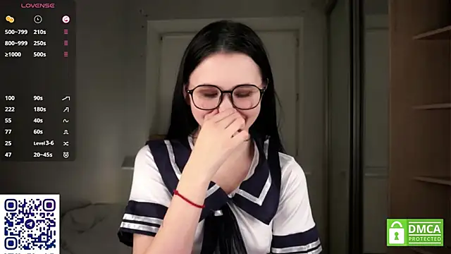 DelphaDivenere online show from October 27, 7:19 pm