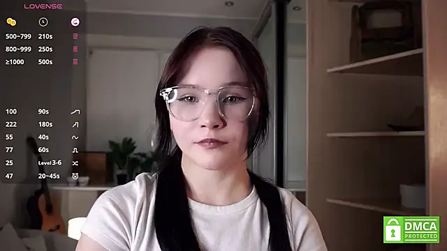 DelphaDivenere online show from September 24, 5:34 pm