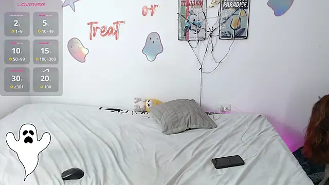 Snapshot of Laramucci chatting on October 27, 7:41 pm Laramucci online show from October 27, 7:41 pm