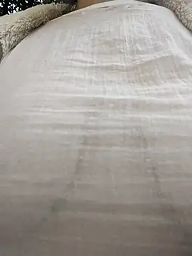 Snapshot of LenaBloomy chatting on October 21, 1:48 pm LenaBloomy online show from October 21, 1:48 pm