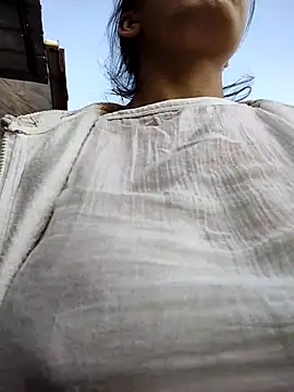 Snapshot of LenaBloomy chatting on October 17, 1:25 pm LenaBloomy online show from October 17, 1:25 pm