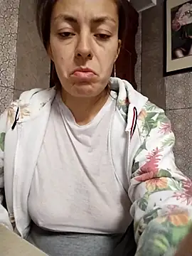 Snapshot of LenaBloomy chatting on October 15, 1:14 pm LenaBloomy online show from October 15, 1:14 pm