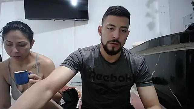 yohacriss online show from October 9, 4:49 am