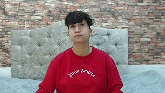 im milancs online show from September 12, 2:23 am