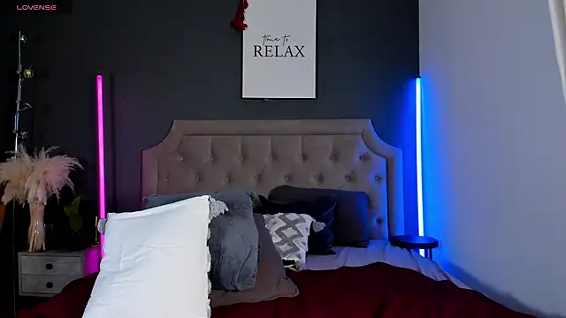 Snapshot of Alissa_S chatting on October 11, 2:42 pm Alissa S online show from October 11, 2:42 pm