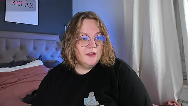 Snapshot of Alissa_S chatting on October 8, 1:15 pm Alissa S online show from October 8, 1:15 pm