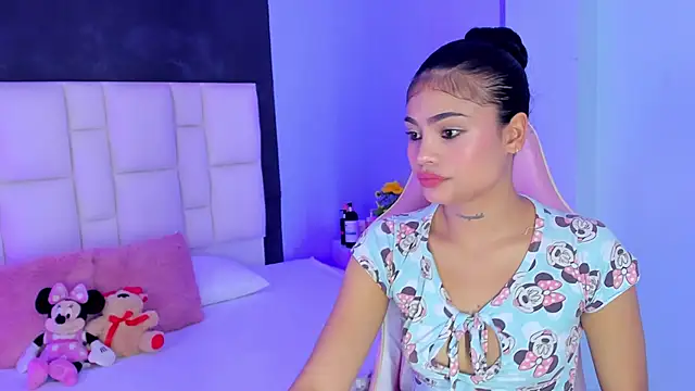 SammyRose  online show from October 16, 7:49 pm