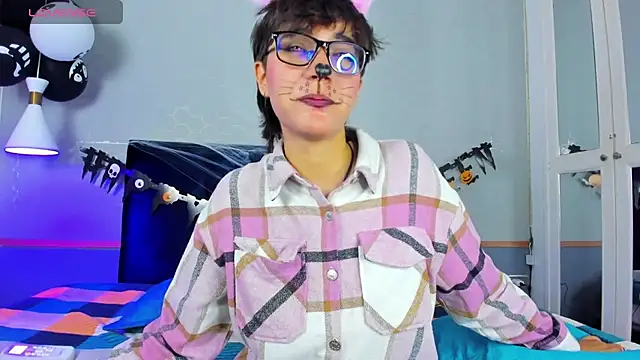 Snapshot of Tsuki_Maru chatting on October 30, 9:05 pm Tsuki Maru online show from October 30, 9:05 pm