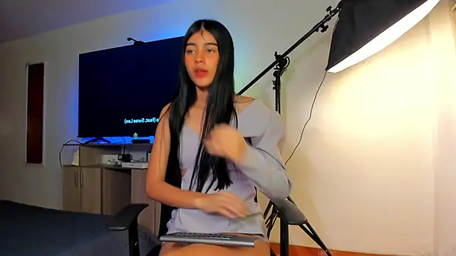 Isa Dmorex online show from September 15, 4:04 pm