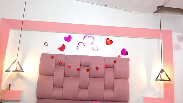 Lindacoopers online show from October 10, 12:10 pm