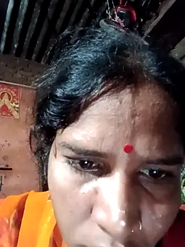 Snapshot of Hot_Seema83 chatting on October 27, 8:43 am Hot Seema83 online show from October 27, 8:43 am