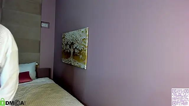 Snapshot of Brenda_Puff chatting on September 18, 12:53 am Brenda Puff online show from September 18, 12:53 am