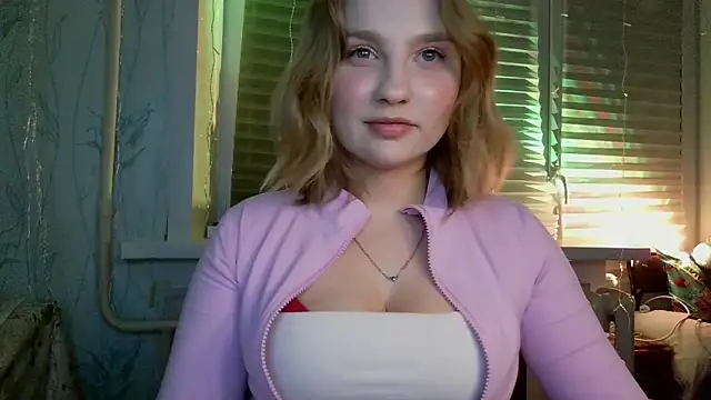 pr In cess  online show from February 15, 9:03 pm