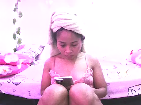 cutielhon online show from October 21, 9:35 am