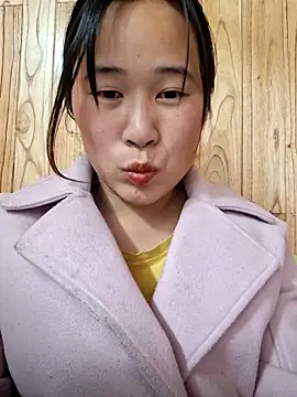 ALIENHR38 online show from November 19, 7:52 am