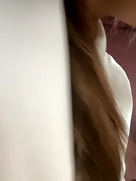 Snapshot of xixi_28 chatting on September 19, 4:22 am xixi 28 online show from September 19, 4:22 am