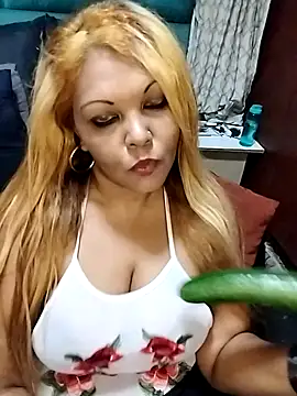 hemilynthomas2467 online show from December 14, 8:03 pm