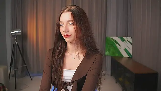 Snapshot of RoxieBolich chatting on September 20, 1:53 pm RoxieBolich online show from September 20, 1:53 pm