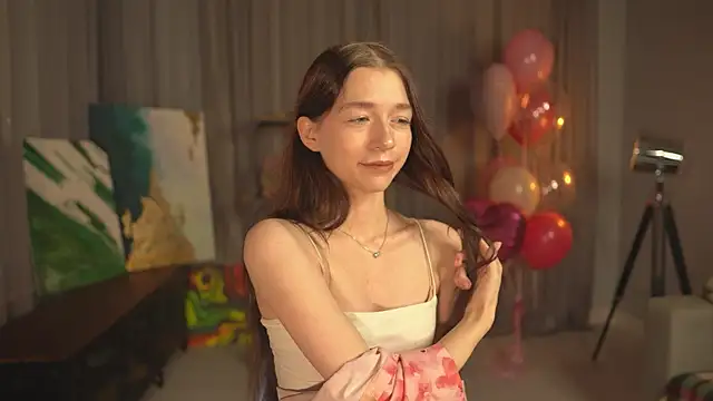 Snapshot of RoxieBolich chatting on October 13, 2:09 pm RoxieBolich online show from October 13, 2:09 pm