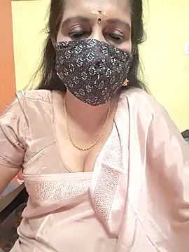 Snapshot of mallu-reshma chatting on October 2, 6:13 pm mallu-reshma online show from October 2, 6:13 pm