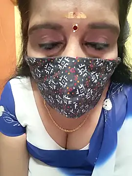 Snapshot of mallu-reshma chatting on October 3, 6:24 pm mallu-reshma online show from October 3, 6:24 pm