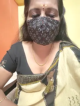 Snapshot of mallu-reshma chatting on October 4, 6:34 pm mallu-reshma online show from October 4, 6:34 pm