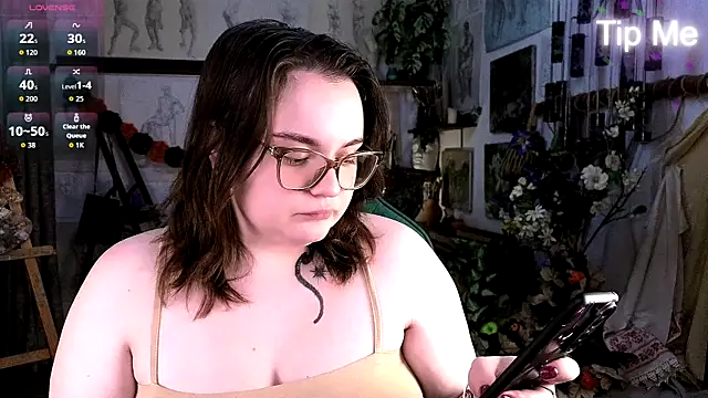 Snapshot of KatrinClark chatting on October 13, 4:53 pm KatrinClark online show from October 13, 4:53 pm