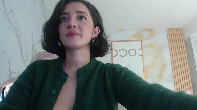Snapshot of sara_lopez_s chatting on October 18, 1:58 pm sara lopez s online show from October 18, 1:58 pm