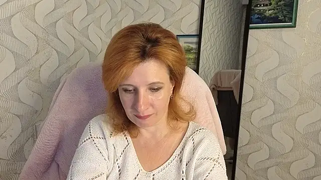 Elannaria online show from September 17, 4:49 pm