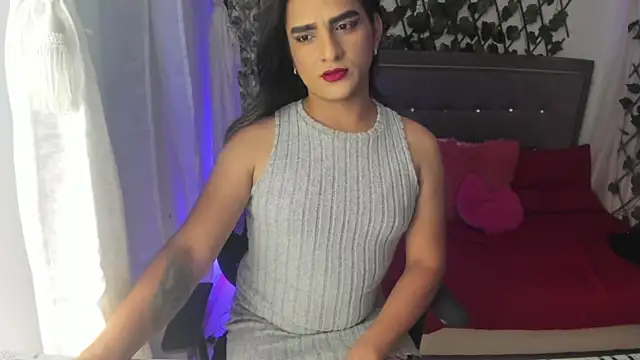 Snapshot of ivone_golosa chatting on September 23, 12:09 am ivone golosa online show from September 23, 12:09 am