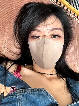 Sakura 2025 online show from September 11, 12:33 am
