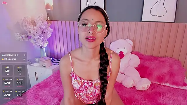 Snapshot of Annie__2 chatting on October 4, 12:11 pm Annie 2 online show from October 4, 12:11 pm