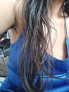 KittyHoleshot87 online show from April 22, 3:53 pm