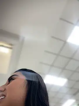 Snapshot of Sophie_Dreamss chatting on October 28, 7:52 pm Sophie Dreamss online show from October 28, 7:52 pm