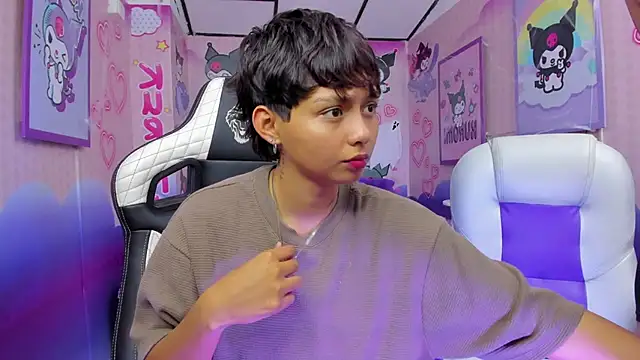 Snapshot of tefi_meow chatting on October 25, 8:26 pm tefi meow online show from October 25, 8:26 pm