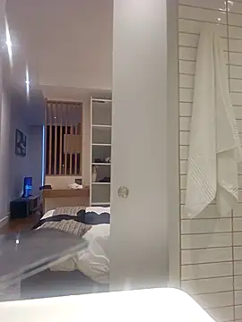 Snapshot of trickyOne chatting on October 3, 4:23 pm trickyOne online show from October 3, 4:23 pm