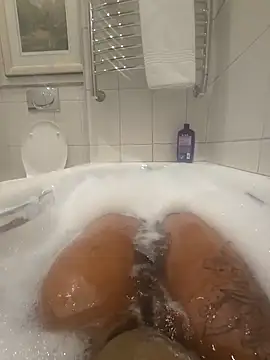 Snapshot of trickyOne chatting on September 10, 10:59 am trickyOne online show from September 10, 10:59 am