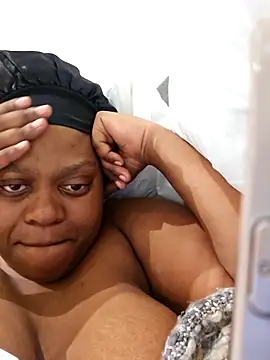 Snapshot of trickyOne chatting on October 4, 7:07 pm trickyOne online show from October 4, 7:07 pm