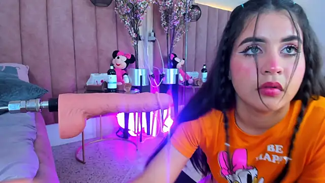 Snapshot of LizzyOlsen chatting on October 22, 5:56 am LizzyOlsen online show from October 22, 5:56 am