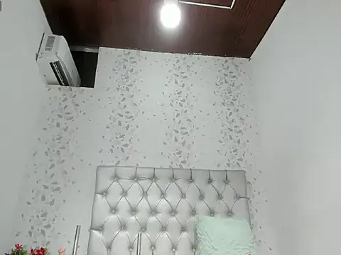 michelle perla online show from October 21, 2:32 pm