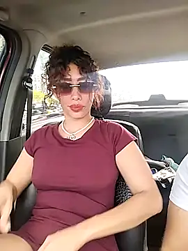 Snapshot of roxyrougee chatting on October 18, 8:10 pm roxyrougee online show from October 18, 8:10 pm