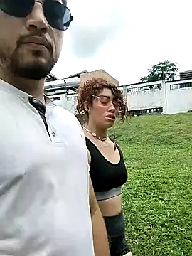 Snapshot of roxyrougee chatting on October 17, 3:59 pm roxyrougee online show from October 17, 3:59 pm