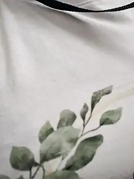 Snapshot of roxyrougee chatting on October 31, 5:28 pm roxyrougee online show from October 31, 5:28 pm