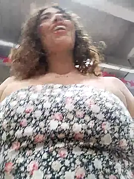 Snapshot of roxyrougee chatting on October 4, 9:30 pm roxyrougee online show from October 4, 9:30 pm