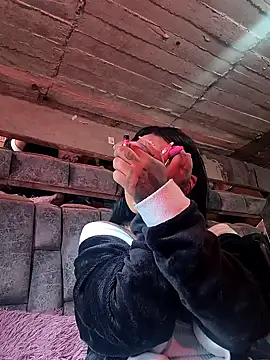 missashlyrosette online show from December 14, 11:49 am