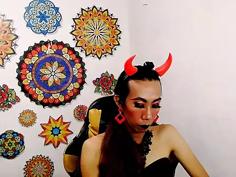 Snapshot of xx9inchesCOCKxx chatting on October 28, 2:28 am xx9inchesCOCKxx online show from October 28, 2:28 am