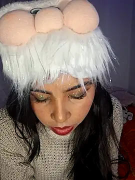 DianeSuns  online show from December 2, 2:35 am